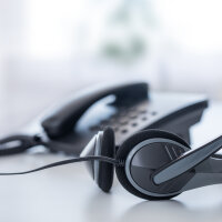 Telefon und Headset